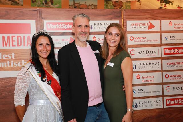Foto: Impressionen vom Volksfest Stammtisch "Business meets Media" bei "Gigerlas" Lössel am 29. August 2023. Fotos: Jürgen Friedrich / Udo Dreier