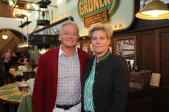 Foto: Jürgen Friedrich  -  Impressionen von der Bierprobe vor der Fürther Michaelis Kirchweih im Grüner Brauhaus.