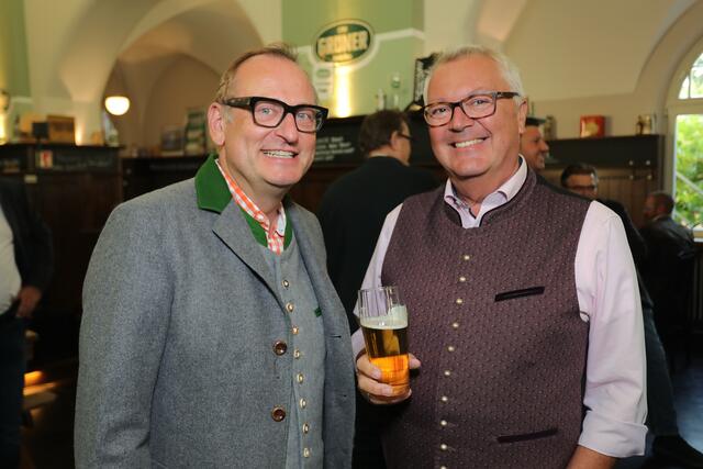 Foto: Jürgen Friedrich  -  Impressionen von der Bierprobe vor der Fürther Michaelis Kirchweih im Grüner Brauhaus.