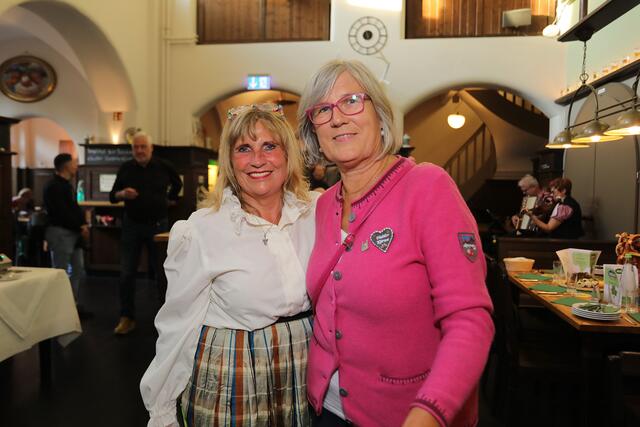 Foto: Jürgen Friedrich  -  Impressionen von der Bierprobe vor der Fürther Michaelis Kirchweih im Grüner Brauhaus.