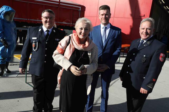 Foto: Udo Dreier.  Einweihung der neuen Feuerwache Fürth.