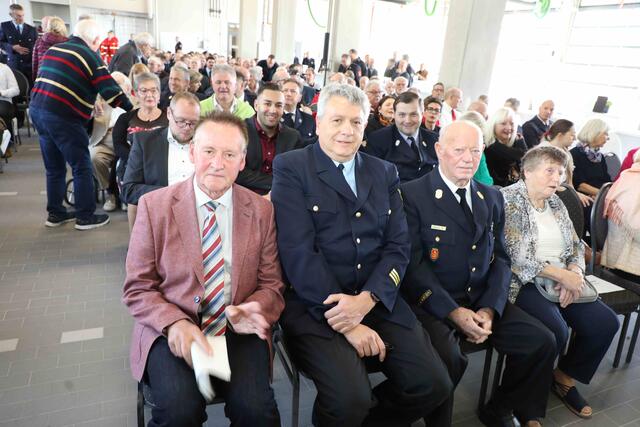 Foto: Udo Dreier.  Einweihung der neuen Feuerwache Fürth.