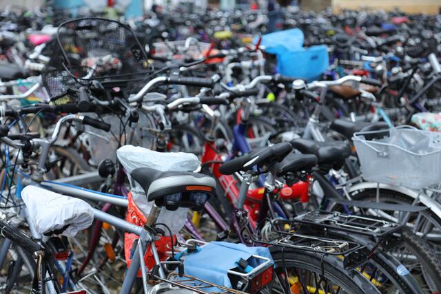368 neue Fahrradstellplätze bringen in Fürth Ordnung ins Chaos. | Foto: Andrea Geiss / Stock Adobe