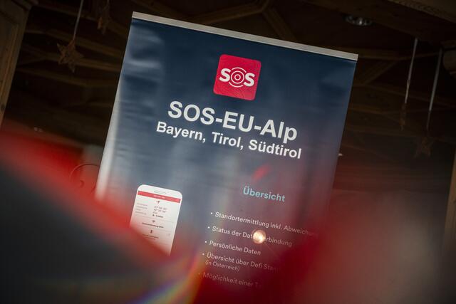 Notruf-App kann Leben retten.  | Foto: Bayerisches Innenministerium/Tom Kieslich