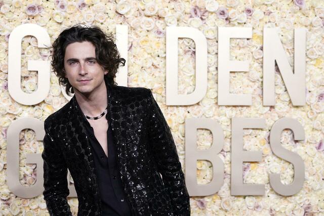 Timothée Chalamet zog bei der Verleihung der Golden Globes alle Blicke auf sich. Foto: Jordan Strauss/Invision/AP/dpa