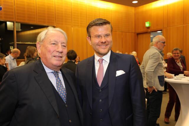 Unternehmer Gerhard Wöhrl (li.) und Oberbürgermeister Marcus König,