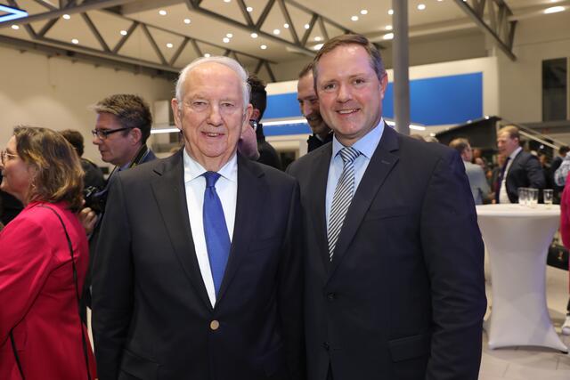 Foto: Jürgen Friedrich. Impressionen vom Neujahrsempfang 2024 im VW Zentrum Wilhelm Graf in Fürth.