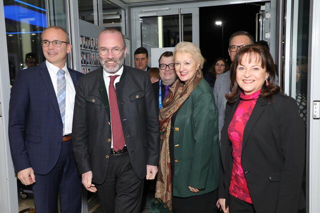 Foto: Jürgen Friedrich. Impressionen vom Neujahrsempfang 2024 im VW Zentrum Wilhelm Graf in Fürth.