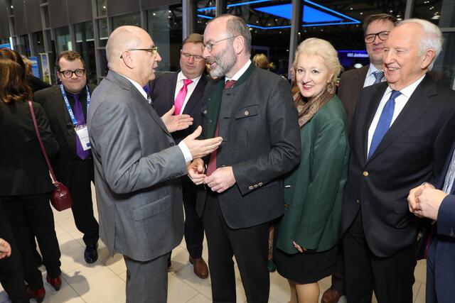 Foto: Jürgen Friedrich. Impressionen vom Neujahrsempfang 2024 im VW Zentrum Wilhelm Graf in Fürth.