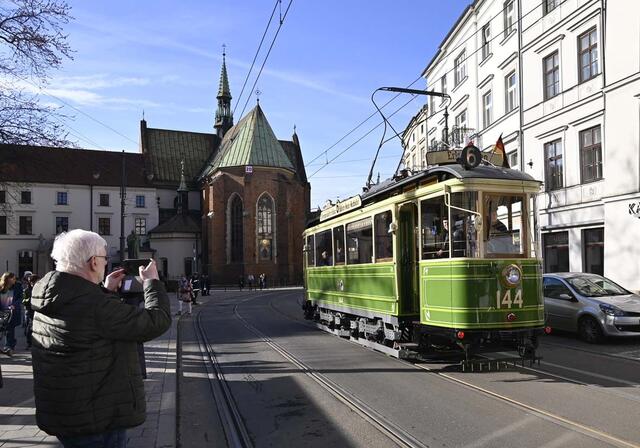 Jungfernfahrt für den Zeppelinwagen in Krakau.
 | Foto: © VAG – Andreas Neuer