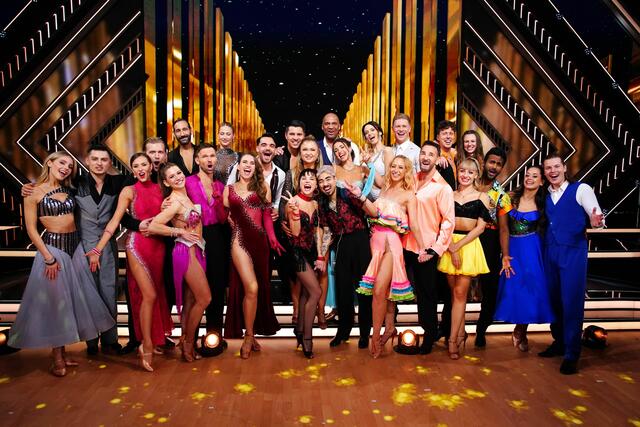 Diese 13 Paare sind weiter. | Foto: RTL / Stefan Gregorowius