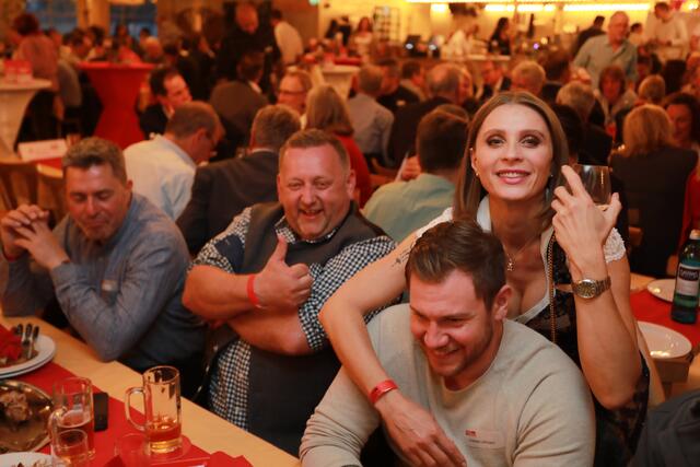 Impressionen von "Business meets Media" auf dem Nürnberger Frühlingsfest 2024.