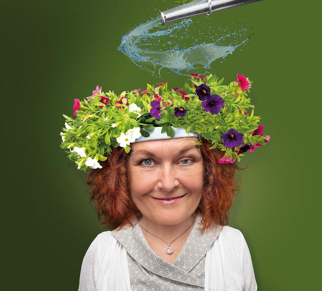 Annette von Bamberg tritt im Rahmen des Steiner Kulturfrühlings mit ihrem Programm "Über 50 geht's heiter weiter!" auf. | Foto: annette-von-bamberg.de