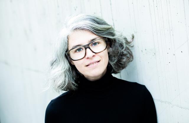 Die Schauspielsparte des Staatstheaters Nürnberg wird ab der Spielzeit 2025/26 zum ersten Mal von einer Frau geleitet. Lene Grösch folgt als Schauspieldirektorin auf Jan Philipp Gloger. | Foto: © Annemone Taake