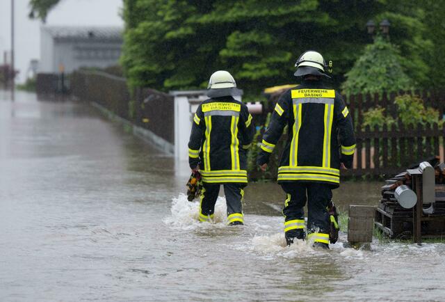 In vielen Regionen rückte die Feuerwehr zu Einsätzen aus. Foto:  | Foto: Sven Hoppe/dpa