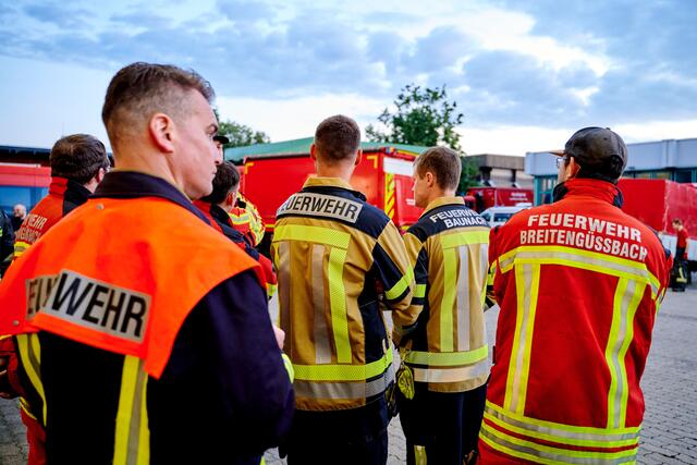 Aufbruch des Hilfeleistungskommandos. 
 | Foto: Stadt Bamberg / Sonja Seufferth