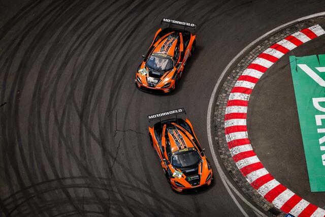 Erstmals dabei: #25 Ben Dörr (DEU) &amp; #85 Clemens Schmid (AUT), beide McLaren 720S GT3 Evo / Dörr Motorsport. | Foto: ADAC Motorsport
