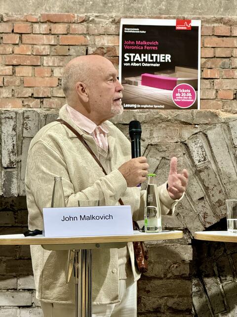 Hollywood in Nürnberg: John Malkovich gehört zur Riege der absoluten Weltstars. | Foto: Peter Maskow