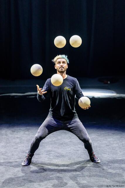 Flic Flac – das ist Jonglage auf höchstem Niveau. | Foto: Flic Flac NB GmbH
