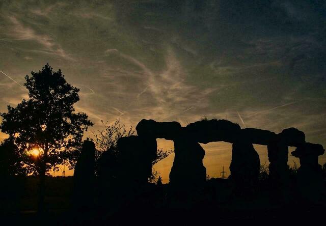 Während man den Geschichten lauscht, entstehen in der Fantasie lebendige Bilder, die durch Instrumentenklänge verstärkt werden.  | Foto: Nicole Fuchsbauer