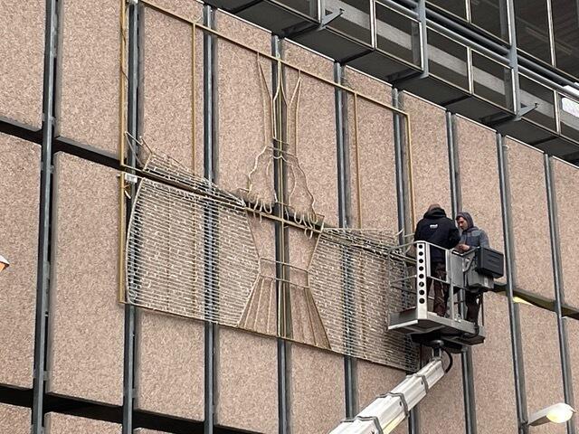 Der Aufbau für die Weihnachtsbeleuchtung beginnt Ende Oktober.  | Foto: Nürnberg leuchtet e.V.