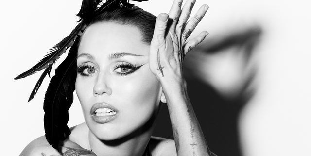 Auch Miley Cyrus ist wieder mit dabei. | Foto: dpa (Sreenshot)