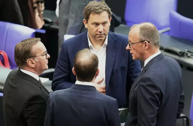 Man trifft sich möglicherweise bald am Kabinettstisch im Kanzleramt wieder. | Foto: © Michael Kappeler/dpa (Archivbild)