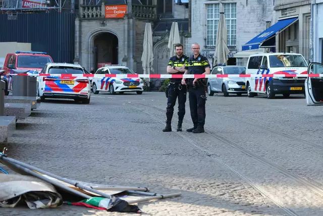 Zu der Tat kam es im Zentrum von Amsterdam.

Foto:  | Foto: Peter Dejong/AP/dpa