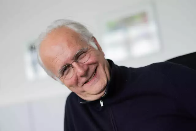 Harald Schmidt sieht einen Niedergang beim Kleidungsstil von Markus Söder. | Foto: Rolf Vennenbernd/dpa