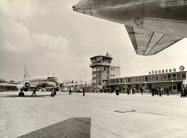 Zur Eröffnung des Flughafen Nürnberg am 06. April 1955 landete als erstes Flugzeug eine Convair 340 der Lufthansa.  | Foto:  Archiv Airport Nürnberg