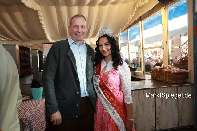Foto: Jürgen Friedrich. Alle Bilder vom fünften "Business meets Media" in der Metropolregion, diesmal bei "Gigerlas" Lössel auf dem Nürnberger Frühlingsvolksfest.