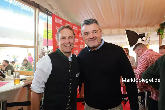Foto: Jürgen Friedrich. Alle Bilder vom fünften "Business meets Media" in der Metropolregion, diesmal bei "Gigerlas" Lössel auf dem Nürnberger Frühlingsvolksfest.