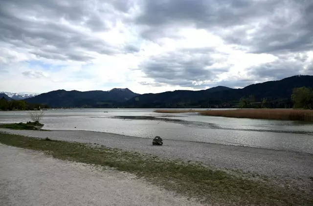 (Symbolbild) | Foto: © Felix Hörhager/dpa