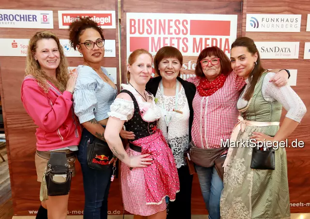 Foto: Jürgen Friedrich. Alle Bilder vom fünften "Business meets Media" in der Metropolregion, diesmal bei "Gigerlas" Lössel auf dem Nürnberger Frühlingsvolksfest.