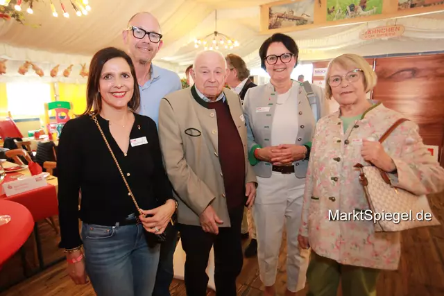 Foto: Jürgen Friedrich. Alle Bilder vom fünften "Business meets Media" in der Metropolregion, diesmal bei "Gigerlas" Lössel auf dem Nürnberger Frühlingsvolksfest.
