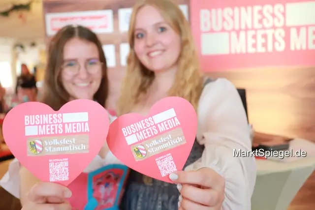 Foto: Jürgen Friedrich. Alle Bilder vom fünften "Business meets Media" in der Metropolregion, diesmal bei "Gigerlas" Lössel auf dem Nürnberger Frühlingsvolksfest.