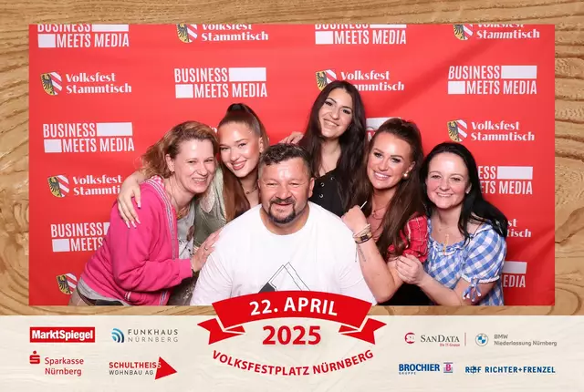 Foto: Jürgen Friedrich. Alle Bilder vom fünften "Business meets Media" in der Metropolregion, diesmal bei "Gigerlas" Lössel auf dem Nürnberger Frühlingsvolksfest.
