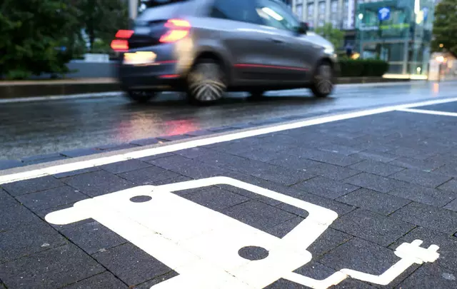 (Symbolbild) | Foto: © Julian Stratenschulte/dpa