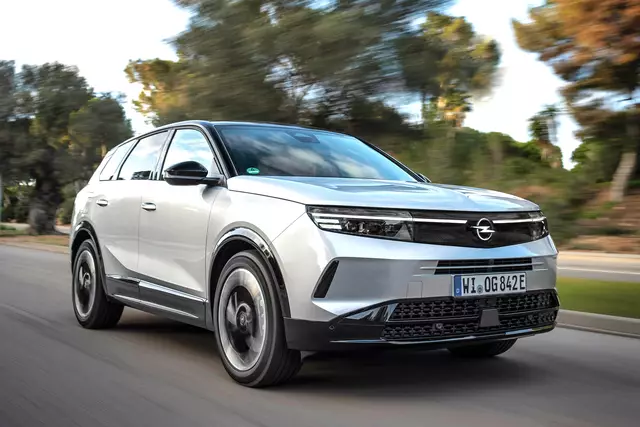 Opel Grandland Plug-in-Hybrid. | Foto: Opel via Autoren-Union Mobilität