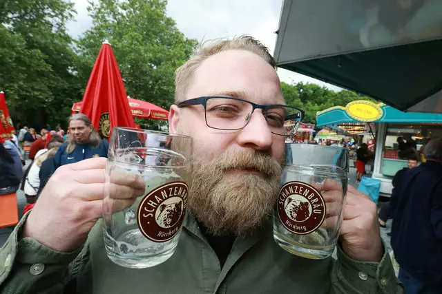 Auf der Schweinauer Kirchweih darf nach Herzenslust gefeiert werden. | Foto: Udo Dreier (Archivfoto)
