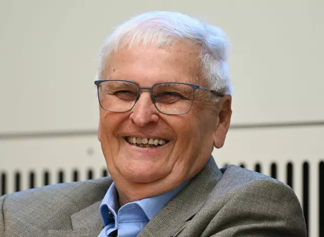 Der frühere DFB-Präsident Theo Zwanziger wird am Freitag 80 Jahre alt. | Foto: Arne Dedert/dpa/POOL/dpa