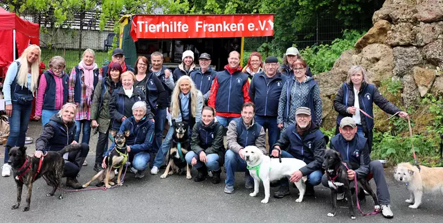 Das Team der Tierhilfe Franken bedankt sich bei allen Mitarbeitenden, Helfenden, Förderern und Sponsoren. | Foto: Tierhilfe Franken e.V.