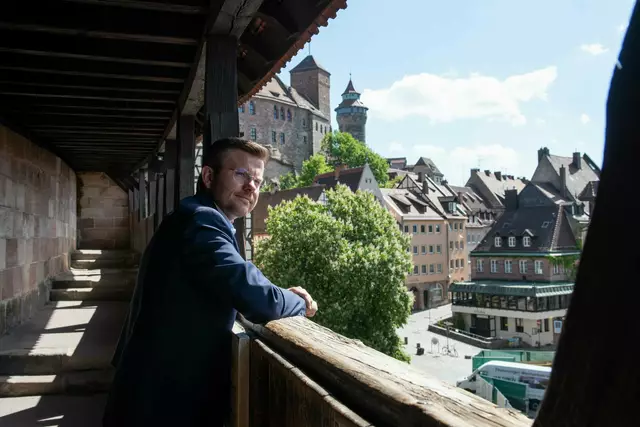 Am Samstag, 28. Juni, lädt Oberbürgermeister Marcus König alle Bürgerinnen und Bürger herzlich ein, ihn bei einem etwa dreistündigen Stadtspaziergang durch die Nürnberger Altstadt zu begleiten. | Foto: Christine Dierenbach/Stadt Nürnberg