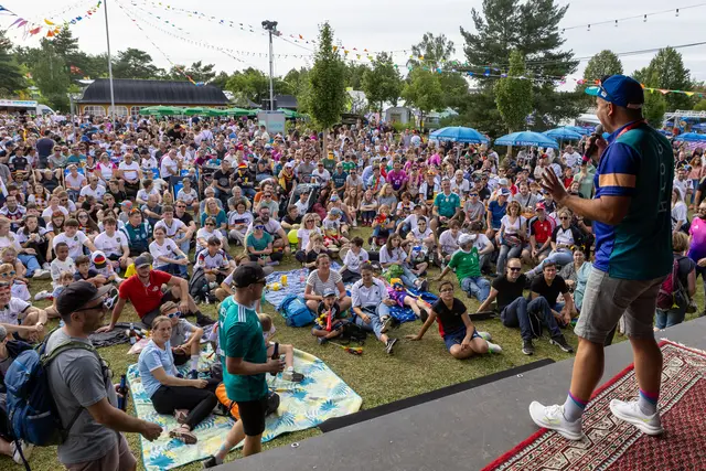 Vom ersten Versuch an ein Mega-Erfolg: Der Festival Market.  | Foto: Christoph Raithel (Pressefoto)