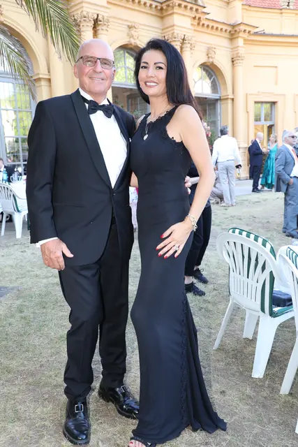 Unternehmer Alexander Fackelmann mit Ehefrau Seval.