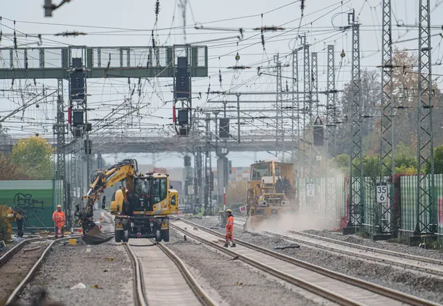 Generalsanierung auf der Riedbahn. | Foto: dpa