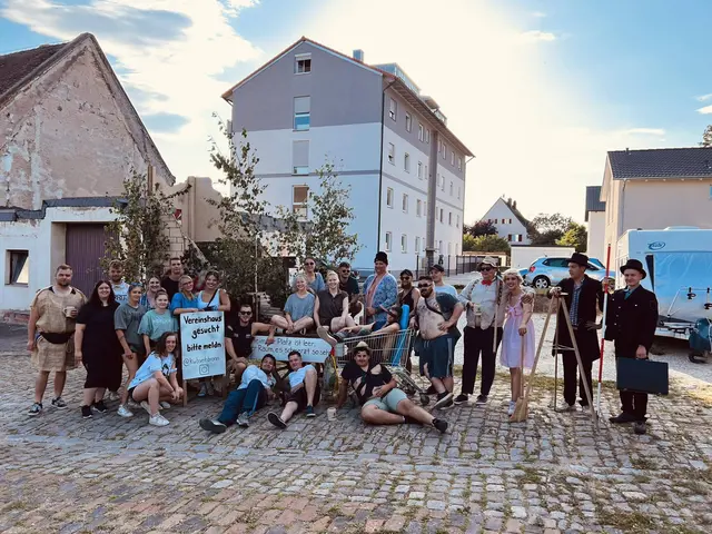 Die Veitsbronner Kärwaboum und Madli 2024. | Foto: facebook.com/kwbveitsbronn