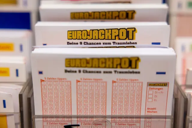 Die Frau hatte Mitte Mai im Eurojackpot gewonnen, meldete sich aber erst im August. (Symbolbild) | Foto: Thomas Banneyer/dpa