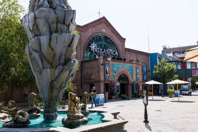 Der 31-jährige Verdächtige soll am 9. August in das Erlebnisbad gekommen sein.  | Foto: Philipp von Ditfurth/dpa