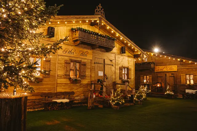 Die Winterhütten stehen für exklusive Weihnachtsfeiern für Firmen und Privatleute. | Foto: werk :b events